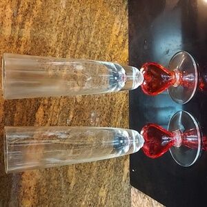 Vintage  Elegant Classic Crystal Clear Red Heart Design Champagne Flutes